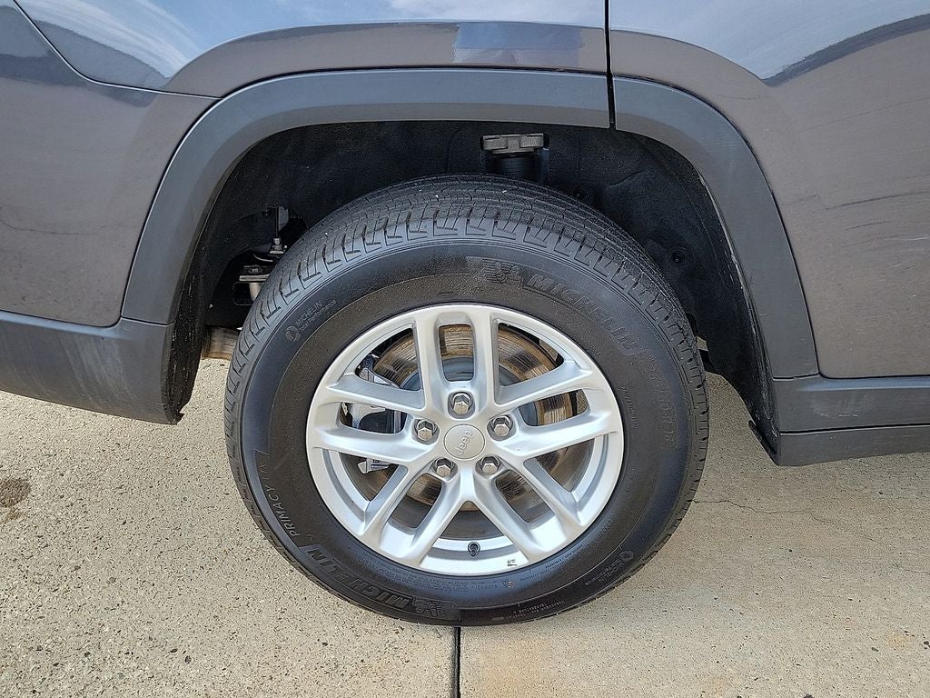 2024 Jeep Grand Cherokee L Laredo