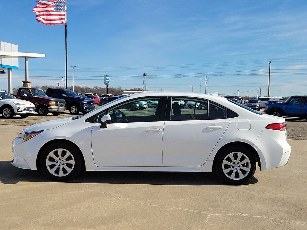 2025 Toyota Corolla LE