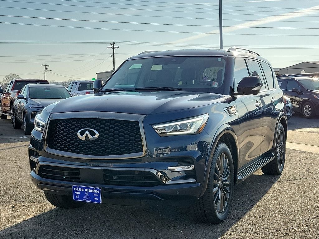 2023 INFINITI QX80 Premium Select
