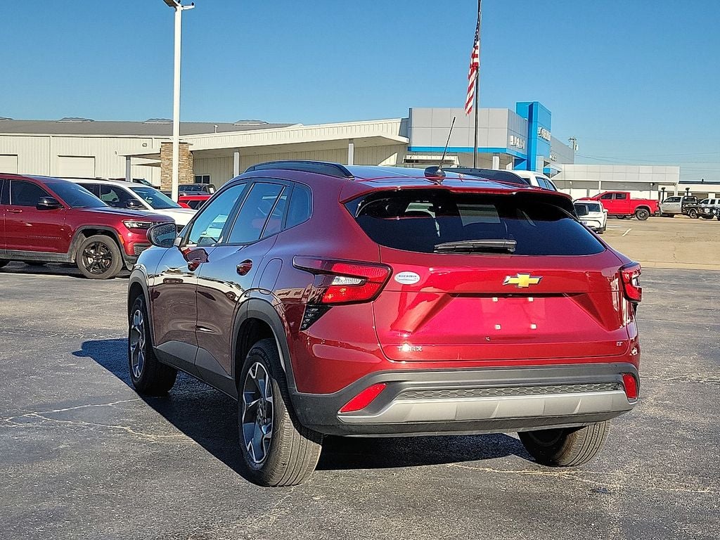 2025 Chevrolet Trax LT