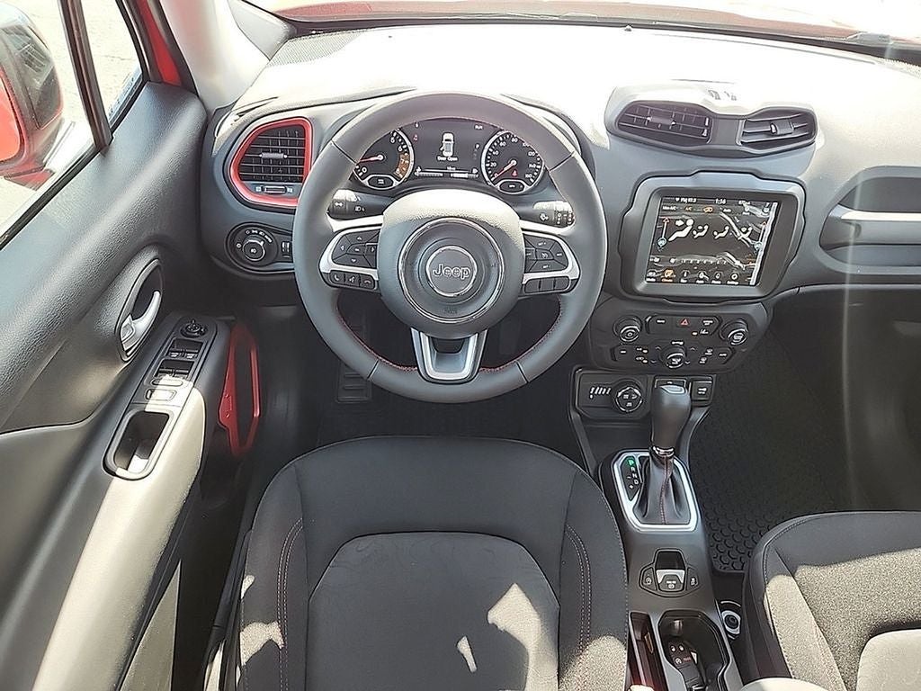 2023 Jeep Renegade Trailhawk