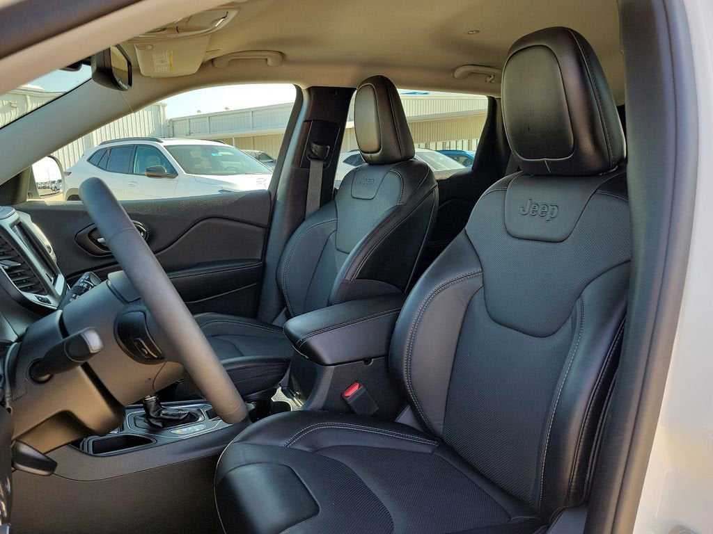 2022 Jeep Cherokee Latitude Lux