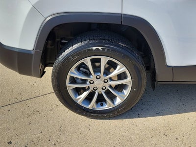 2022 Jeep Cherokee Latitude Lux