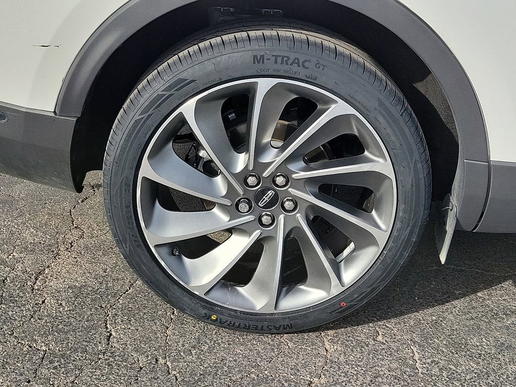 2020 Lincoln Nautilus Reserve