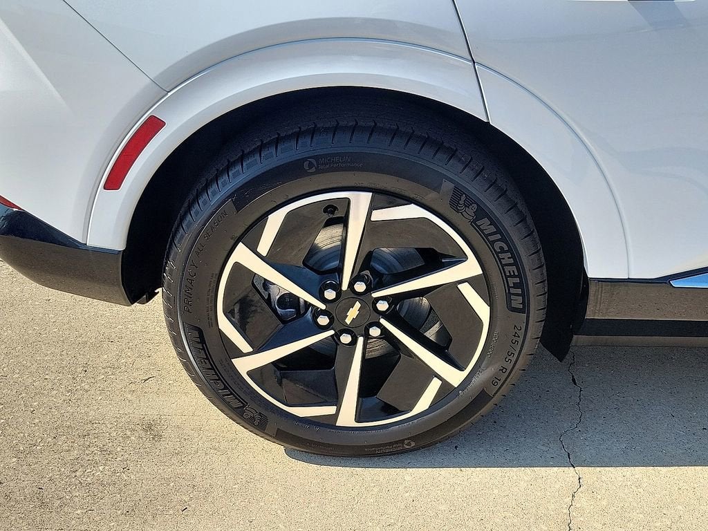 2025 Chevrolet Equinox EV LT