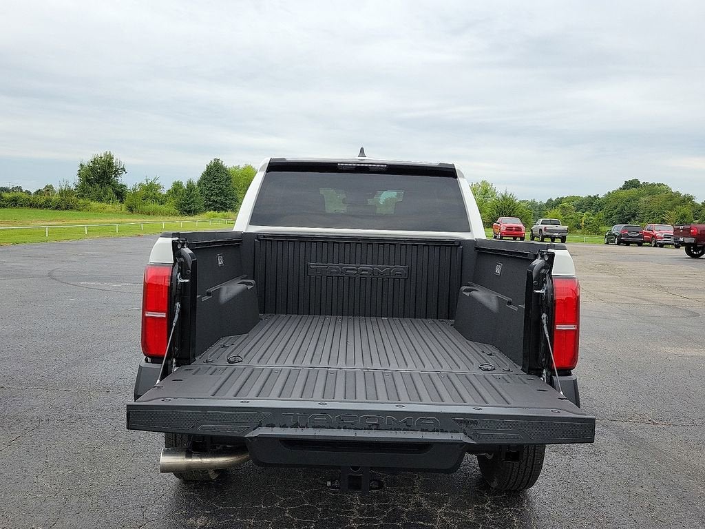 2025 Toyota Tacoma 4WD SR