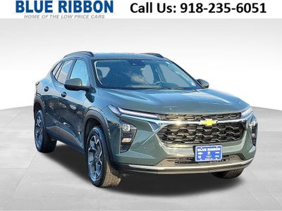 2025 Chevrolet Trax LT